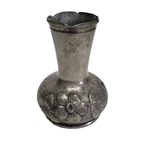 05k28 ancien petit vase cm - 11,
