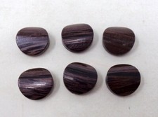 Lot 6 Boutons anciens en bois