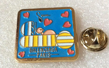 pin's vintage  Balenciaga