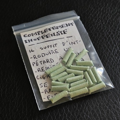 Lot pétards cigarette - lot, 20