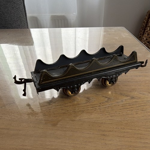Wagon plat porte-bûches