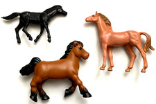 Lot de 3 belles figurines