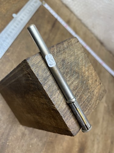 Tubeuse cigarette objet - tubeuse,