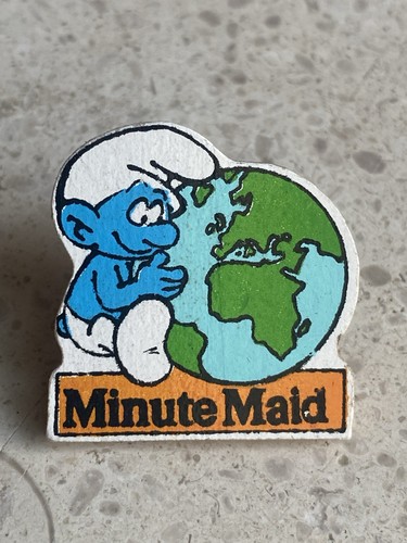 Pin schtroumpfs minute - pin’s,