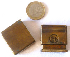 ANCIEN TAMPON DE POCHE EN