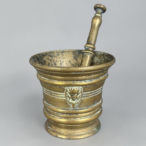 Ancien mortier pilon bronze - mortier, et