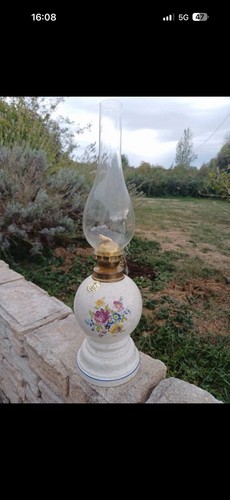 Lampe pétrole blanche - lampe,