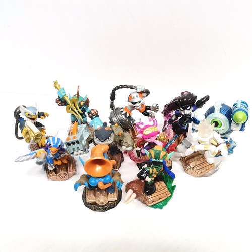 Skylanders figurines - skylanders,