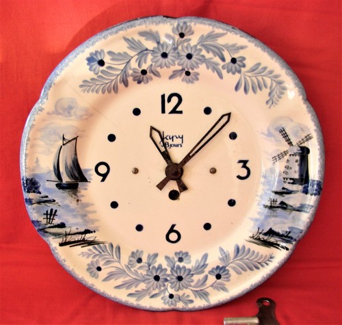 Ancienne horloge murale