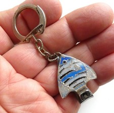 Ancien porte clé Coupe Ongles Poisson Exotique Années 60.