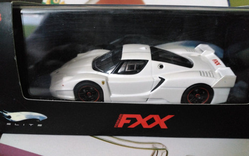 Ferrari fxx blanc - ferrari,