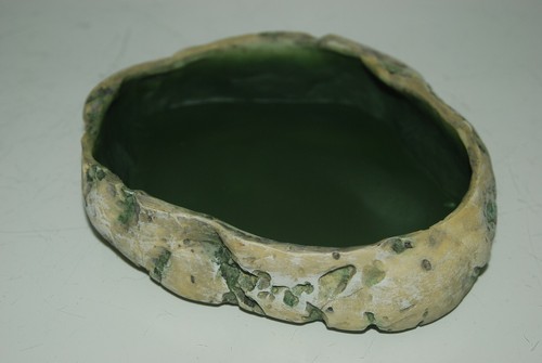 Bassin eau de nourriture - de,