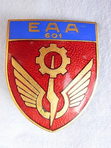 Insigne metal ancien entrepot - metal,