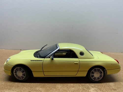 Maisto ford thunderbird 18 - maisto, 1/18