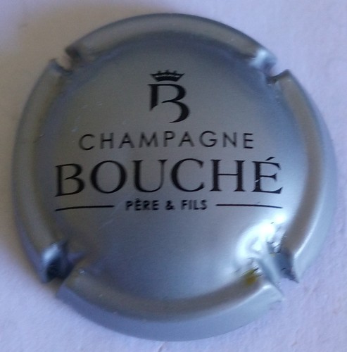 Capsule champagne bouche - capsule,
