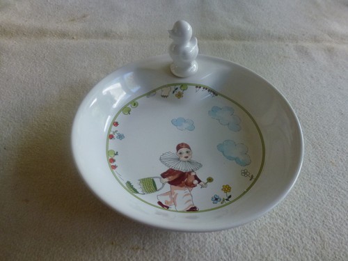 Magnifique assiette bouillie - a,