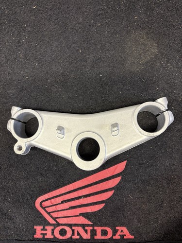 Honda 125 nf4 bottom yoke - honda,
