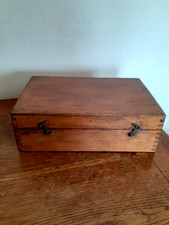 ANCIEN COFFRET BOITE EN BOIS