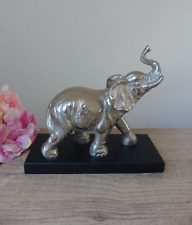 Sculpture éléphant en métal