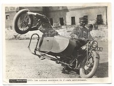 Soldats autrichiens en exercice sur un sidecar BMW R11 - Photo vintage c. 1935