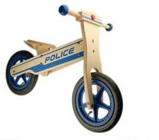 Vélo en bois typ Draisienne de marche enfant garçon Style moto cross velitrotte 