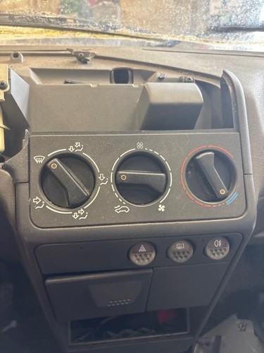 Commande chauffage peugeot 205 - commande,