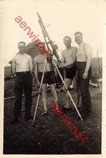 Soldats nus garde aérienne