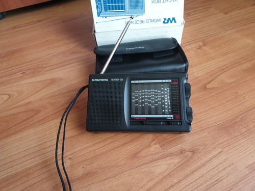 Poste radio portable - *, grundig