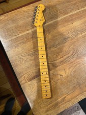 fender japan strat fabriqué