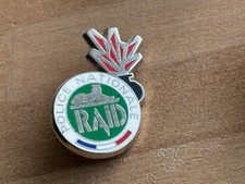 b  PINS PIN ARMEE POLICE NATIONALE RAID
