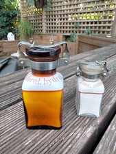 Lot De Deux Flacons A Pharmacie Collection Millitary 