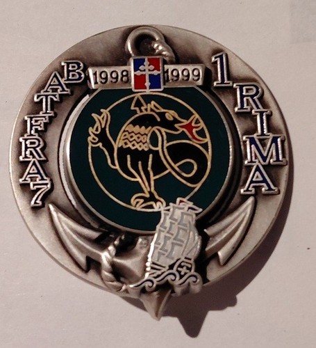 Insigne rima opération - insigne,