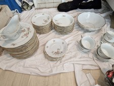 Service en Porcelaine Lourioux Ph Deshoulieres XXe Siècle Assiettes Vintage 