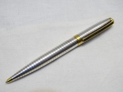 Ancien stylo bille - -,