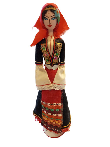 Poupée folklorique artisanale
