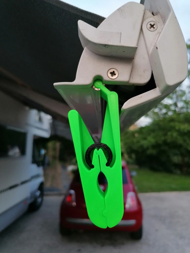 Camping car pince - store, auvent
