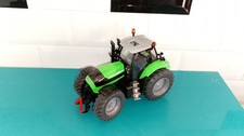 0308256 tracteur Siku 1/32