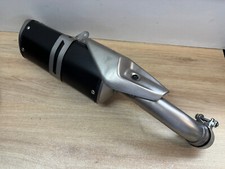 UN SILENCIEUX D ECHAPPEMENT