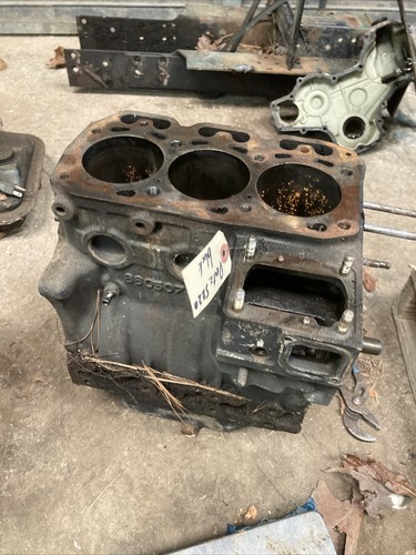 Deutz 5220 engine block - deutz,