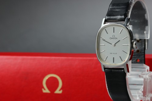 1976 near mint box omega - near, mint/box