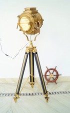 Ancien Spot Nautique Trépied