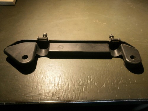 Support radiateur bmw e30 - bmw,