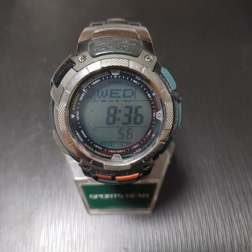 Montre numérique solaire