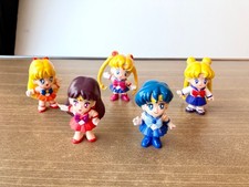 Lot 5 Figurines Sailormoon