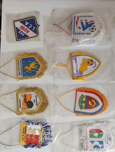 Lot fanions football - lot,