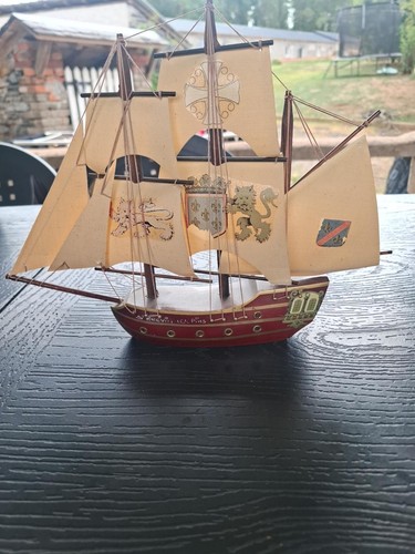 Maquette navale voilier - , en