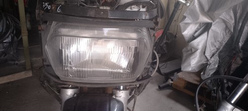 Phare 750 gsxf - phare,