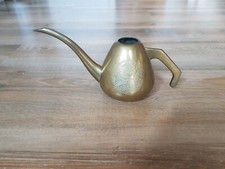 Ancien arrosoir vintage décoration déco gravure fleur intérieure arrosage laiton