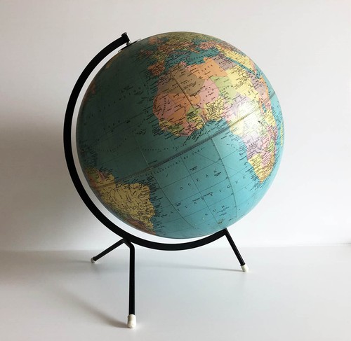 Ancien gros globe - et,