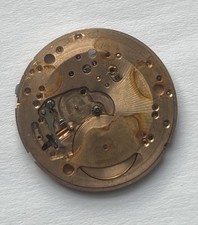 MOUVEMENT MECANIQUE DE MONTRE